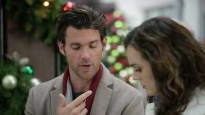 Okay, look, I think
that we should - Random Acts of Christmas