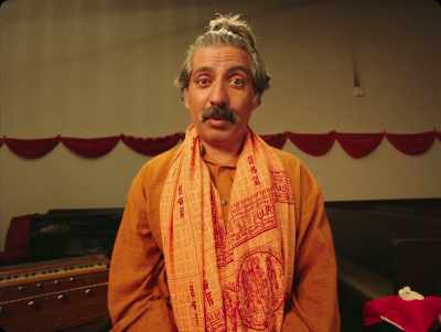 - Okay.
- Might get me in trouble - Four Samosas