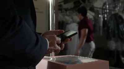 Okay, Mr. Winter.
Here we are. - CSI: Vegas
