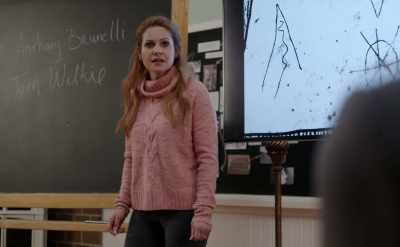 Okay, next we have
Reggie Harris. - Aurora Teagarden Mysteries: Haunted By Murder