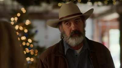 Okay. No Blue Mountain
Revival Boys. - A Bluegrass Christmas