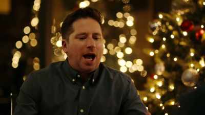- Okay, no, wait! I know.
We do an interview with the mom - Mom's Christmas Boyfriend
