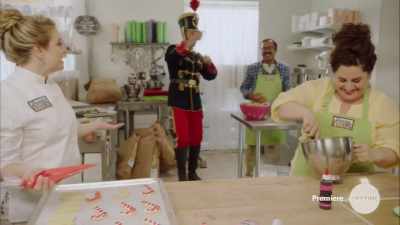 - Okay, nobody's going
 to the Christmas Ball - A Very Nutty Christmas