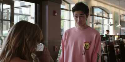 Okay, not to be,
like, a dick or anything, - The Summer I Turned Pretty