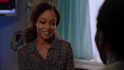 Okay. Now put that back on. - Chicago Med