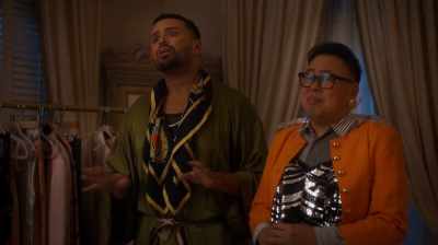 - Okay! Oh, thank you. - The Z-Suite