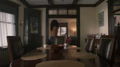 Okay, okay...
Ann: [crying] - Swindler Seduction