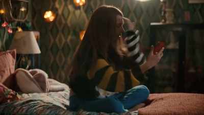 Okay, okay, calm down and reply. - Geek Girl