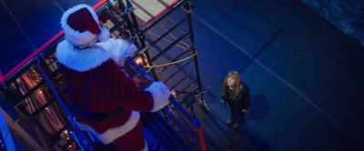 - Okay. Okay. [groaning]
- [suspenseful music playing] - Meet Me Next Christmas