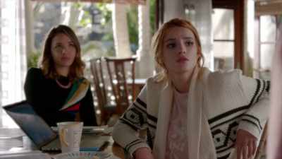 Okay, okay, I get it,
you two don't like her - Famous in Love