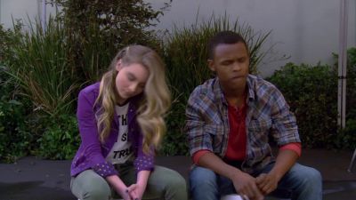 Okay, okay. I think it's dry! - Girl Meets World