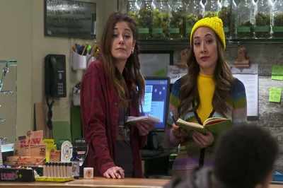 Okay, okay. Look-- Hey, Olivia.
[clears throat] - Disjointed