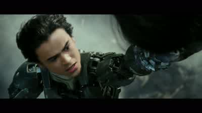Okay, okay. - Alita: Battle Angel