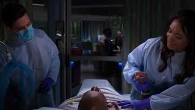 - Okay, okay. - Chicago Med
