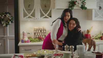 Okay. Okay. Try my deviled eggs. - Unwrapping Christmas: Mia's Prince