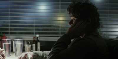 Okay, okay. You need to get a grip. - Knox Goes Away