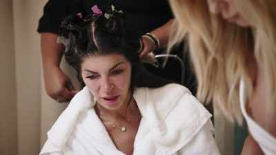 Okay, which one do you want
for your eyes? - The Real Housewives Ultimate Girls Trip