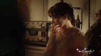 Okay... One, two... - Don't Go Breaking My Heart