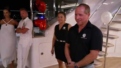 Okay, one, two, three. - Below Deck Sailing Yacht