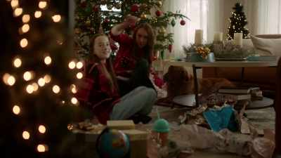 Okay, pancake batter explosion.
We're coming to the rescue. - My Christmas Guide