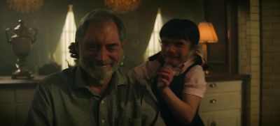Okay, Papa. You can open them now. - Doom Patrol