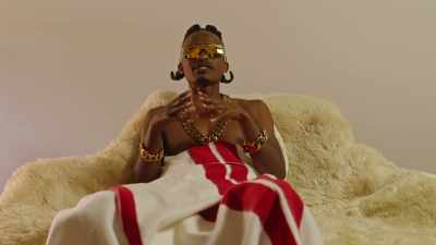 Okay, we play soccer - ZEF - The Story of Die Antwoord