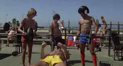 Okay, put another 20 pounds on that, boy. - Roller Boogie