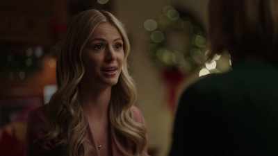 Okay, relationships are
hard enough - Christmas by Design