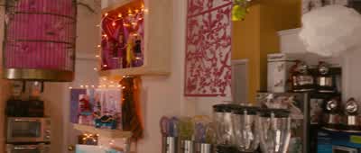 Okay. Let's see what kind of crap you have in your bag, Sandy Patterson. - Identity Thief