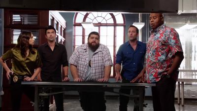 Okay. - Hawaii Five-0