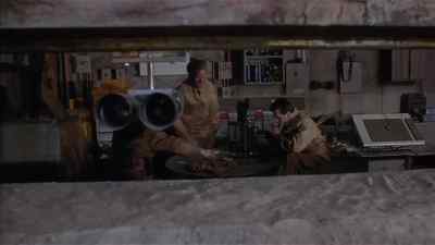 Okay, you sand-suckers, ante up. - Screamers