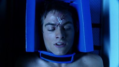 Okay, Seth, just
relax, and try not to move. - Smallville