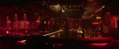 Okay, sir. Stay calm. - Den of Thieves