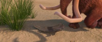 Ok snack time's over We gotta build a raft MannyWow Shira must really hate building rafts Go get her she can help us get backShira - Ice Age: Continental Drift