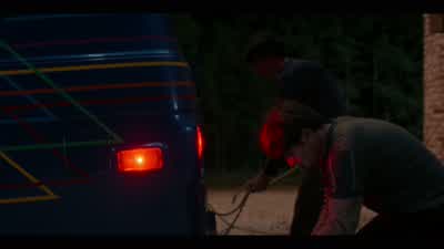 Okay. Take it really slow. Okay. - Ready? Ready? - Yeah. Ready! - Stranger Things