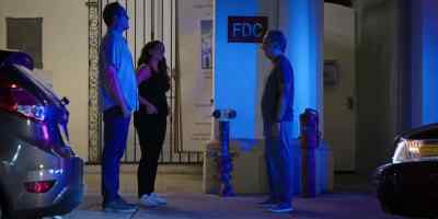 Okay, Telemundo, I'm standing right here. - Bad Monkey