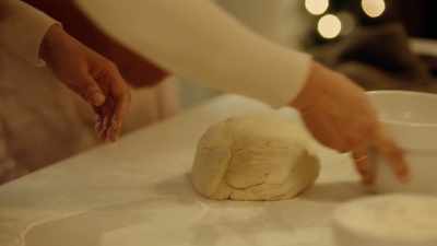 - Okay, thank you.
So, before we add the fruit, - Mom's Christmas Boyfriend