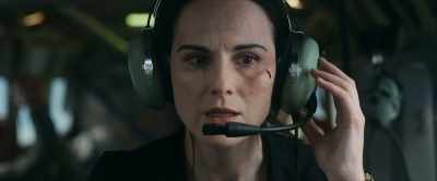 Okay, that'll maintain your
heading and keep you level. - Flight Risk