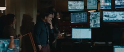Okay, that's confirmed.
Luther's at Piccadilly Circus. - Luther: The Fallen Sun