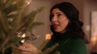 - Okay. That's good. - Royally Yours, This Christmas
