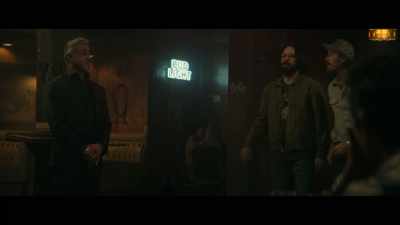 Okay, that's not a wire. - Tulsa King