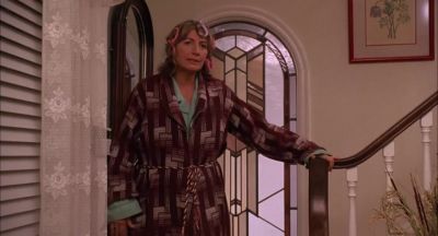 Okay that's it Party's overGet out of my house Get outta here Get outta my houseSorry Calm down puddin' faceShove it Satan OhhThou should not speak to Master in such a manner Mm mmmThey call me Master Wait'll you see what I'm gonna call yaNow tart face - Hocus Pocus