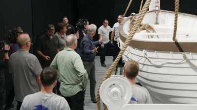 Okay, so the ropes are in, - Titanic: 20 Years Later with James Cameron