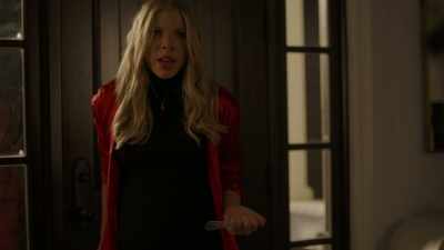-Okay, then calm down! -Put down the gun. - My Husband's Baby