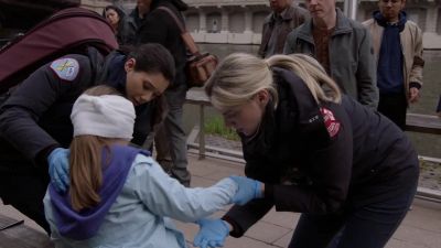 - Okay. There you go.
- Okay, that's it. - Chicago Fire