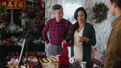 - Okay, there's a whole
system here, Henry, - A Big Fat Family Christmas