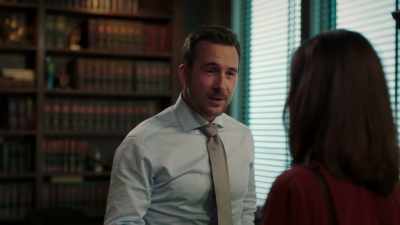 Okay?
This case, it's so strong-- - Bluff City Law