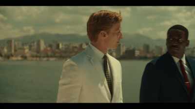 Okay! This has come
from Afghanistan...
40 kilos. - The Ipcress File