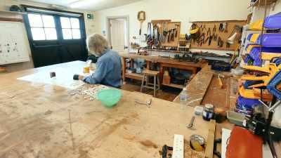 Okay. This is epoxy resin, - James May and the Dull Men