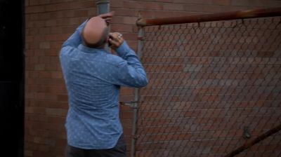 Okay, throw me the tank. - White Collar